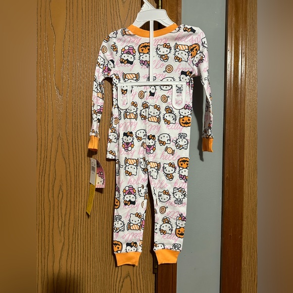 Halloween trick or treat candy Hello Kitty Pajamas - Picture 5 of 7